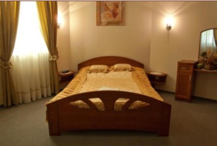 Sukiennice Hotel Chojnice Habitación foto